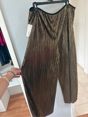 BOLD elements Metallic Gold Pleated Wide-Leg Pants